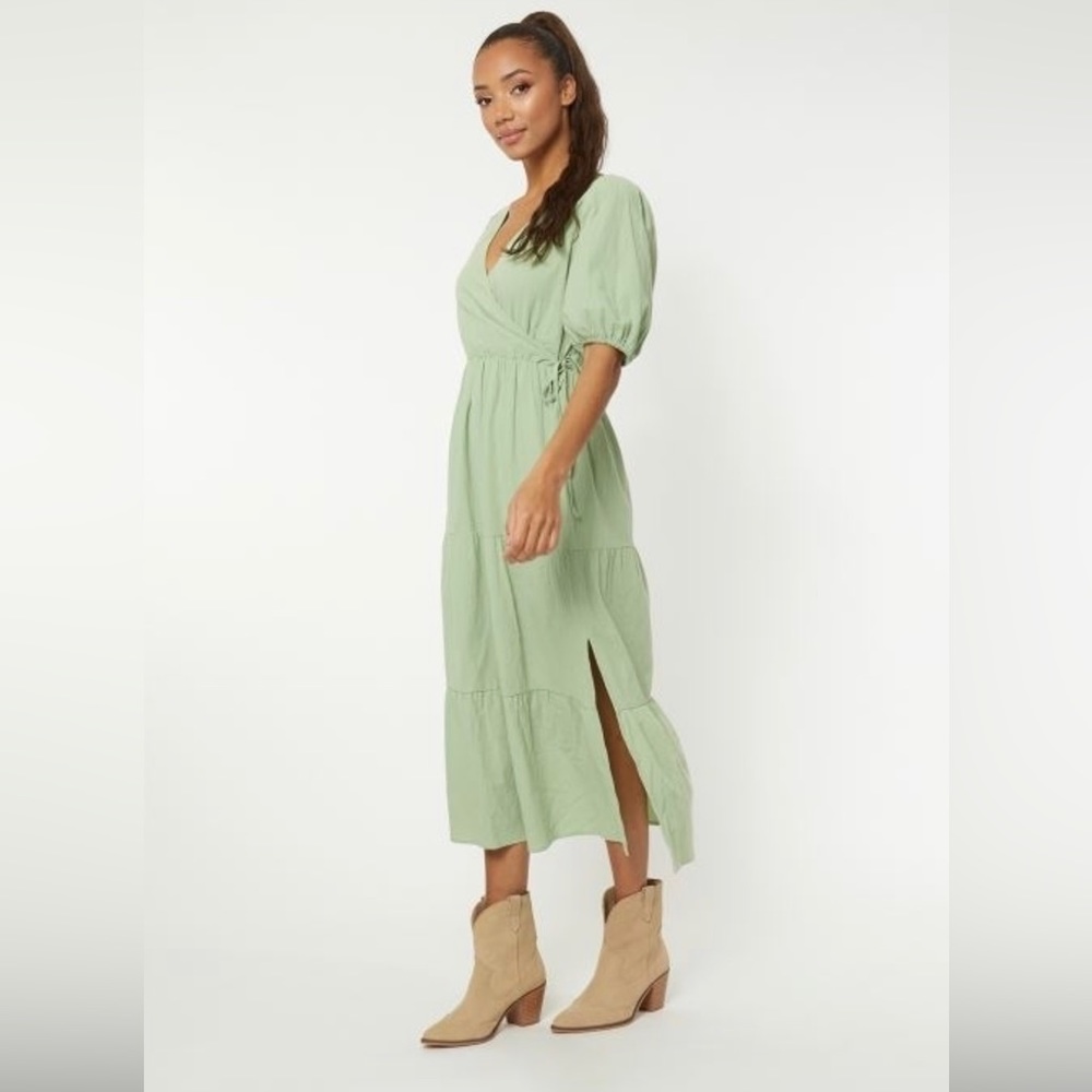 LOFTY MANNER Tayla Dress